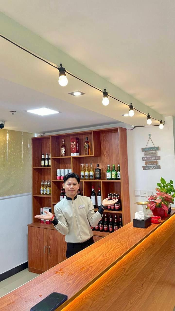 City Comfort Hotel Phnom Penh Airport Exteriör bild