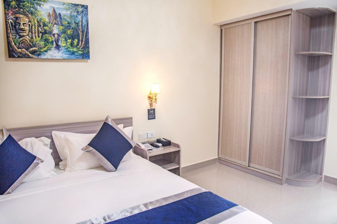 City Comfort Hotel Phnom Penh Airport Exteriör bild