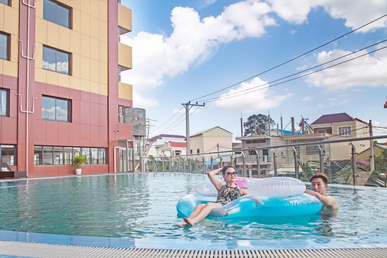 City Comfort Hotel Phnom Penh Airport Exteriör bild