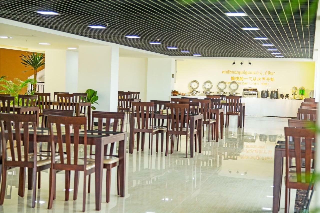City Comfort Hotel Phnom Penh Airport Exteriör bild
