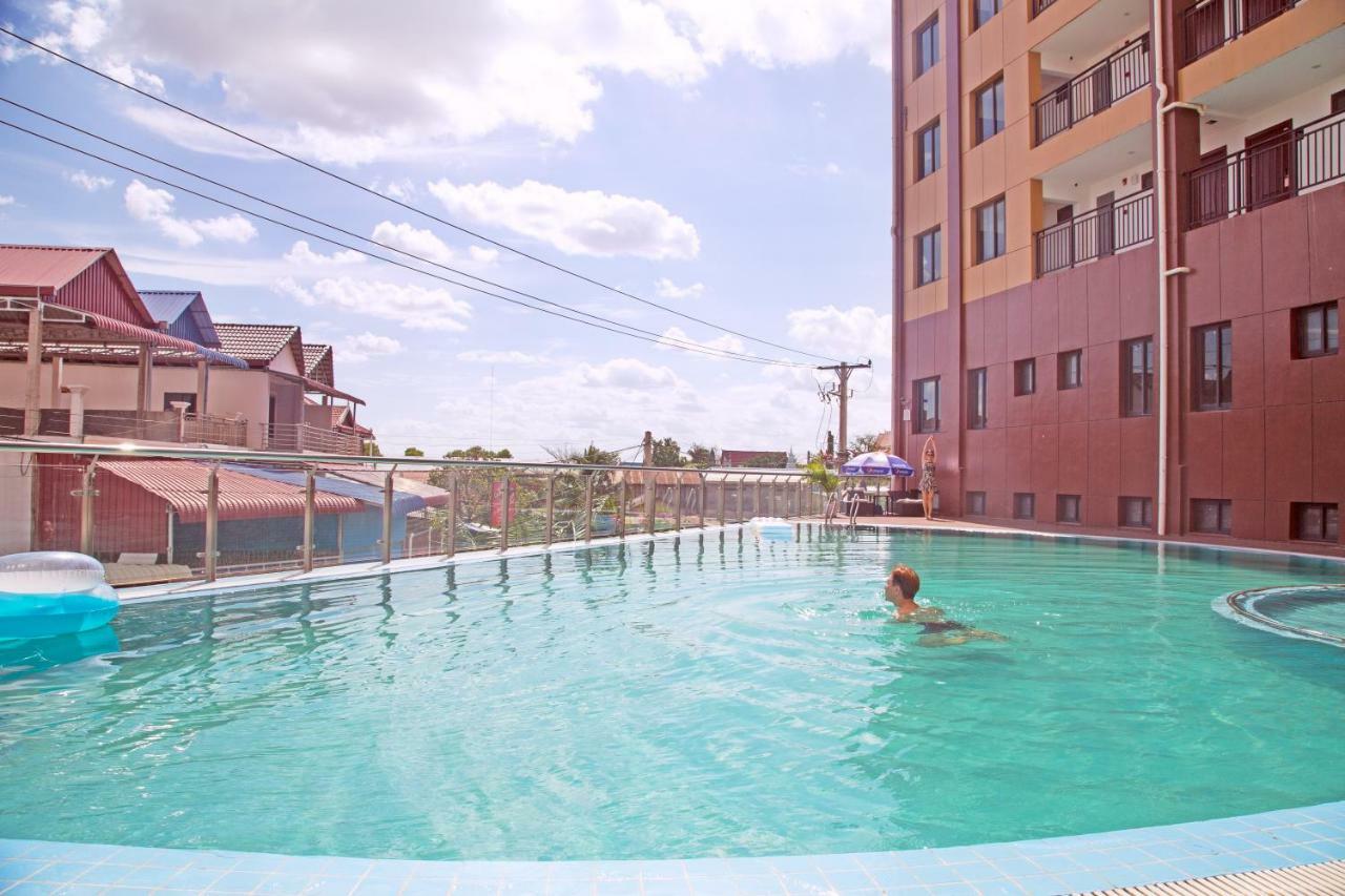 City Comfort Hotel Phnom Penh Airport Exteriör bild